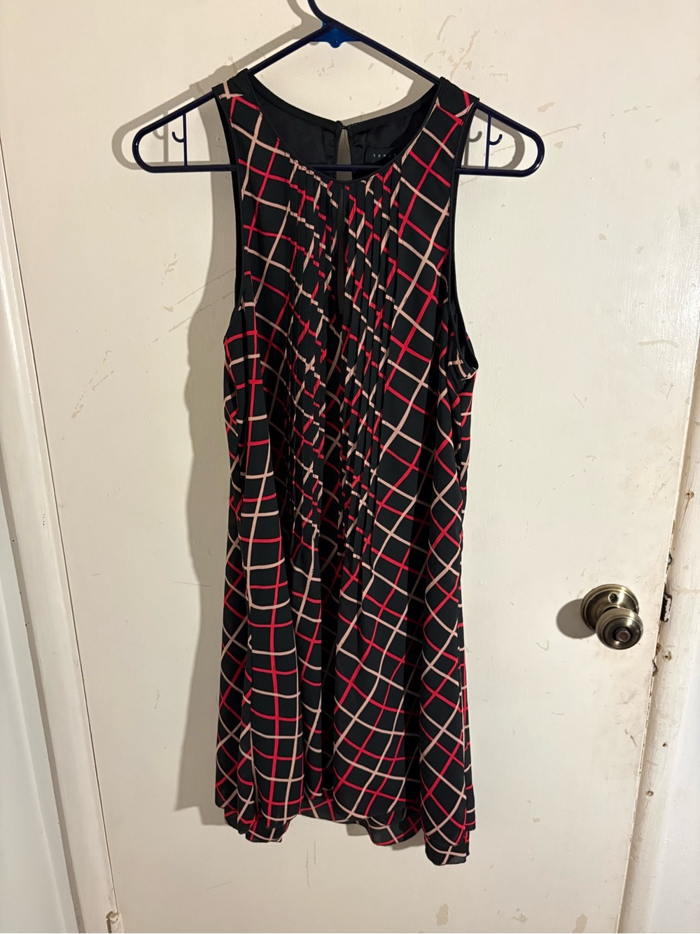 Sanctuary Black & Pink Windowpane Print Pleated Keyhole Mini Dress